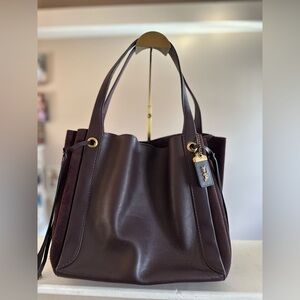Coach 1941 Harmony Hobo 
 #53352 Oxblood